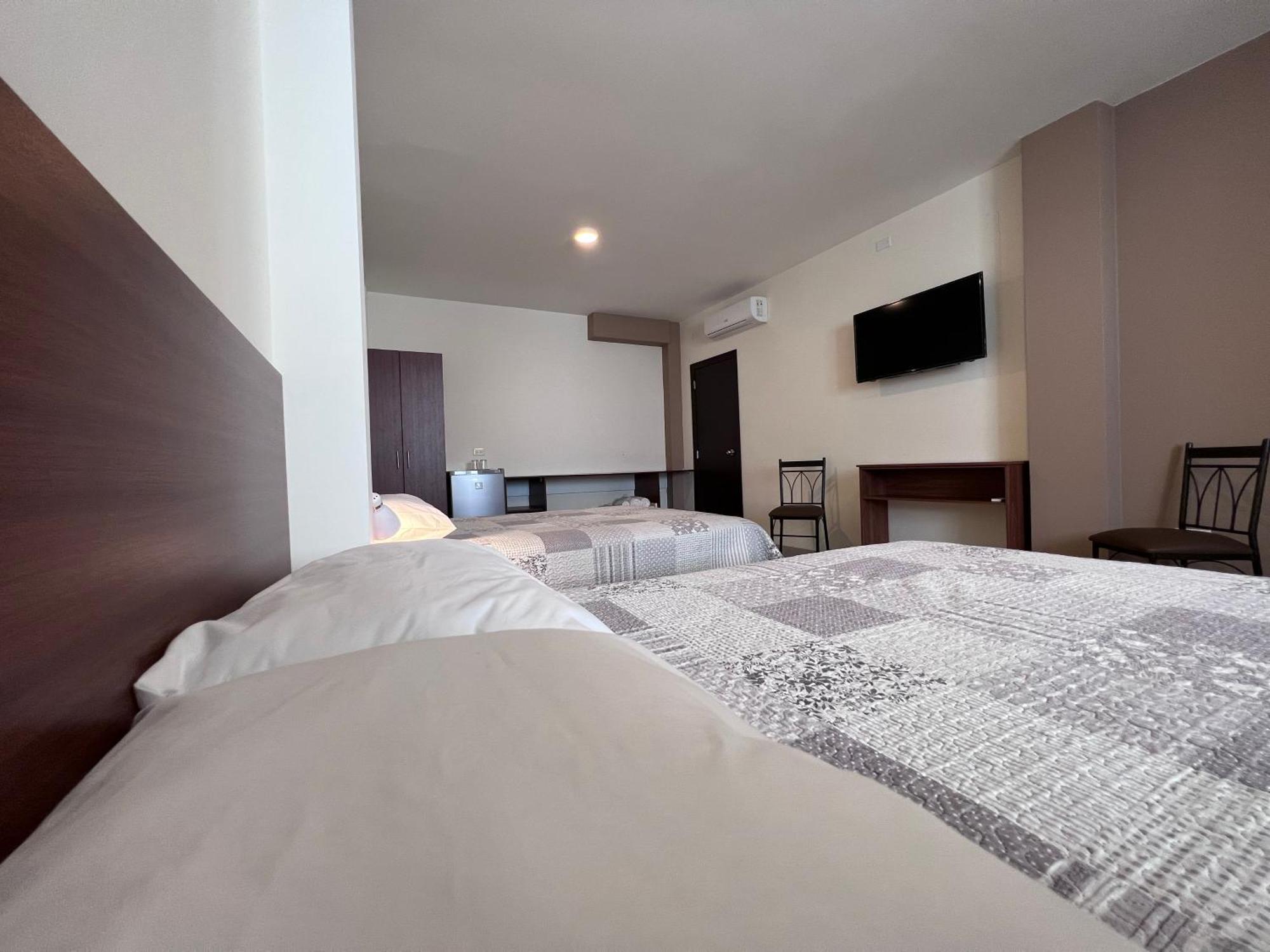 Hotel Monte Moriah Manta Habitación foto